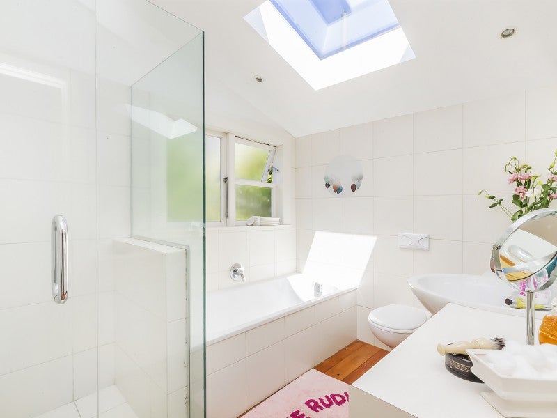 14 Izard Road, Khandallah, Wellington - Carousel 23