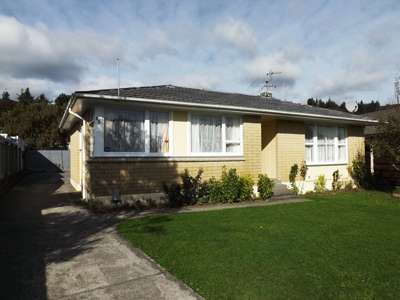 64 Hillside Drive, Maoribank, Upper Hutt - Carousel 14