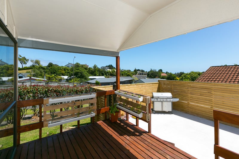 74 Heta Road, Highlands Park, New Plymouth - Carousel 2