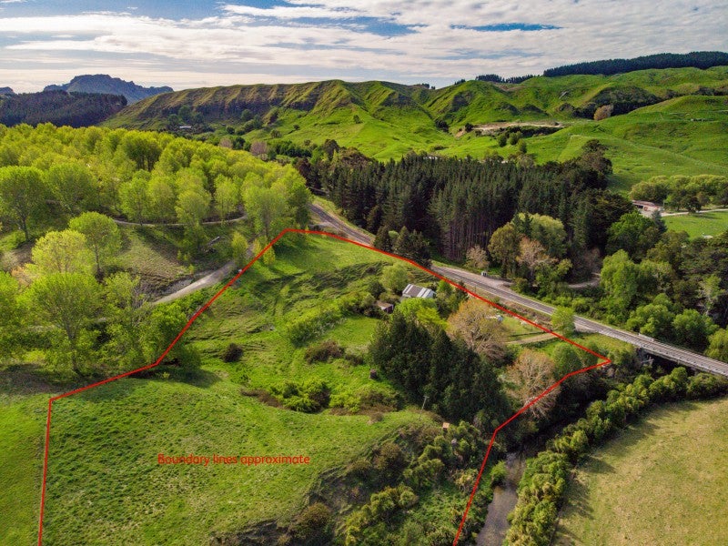 940 Waimarama Road, WAIMARAMA, HAVELOCK NORTH - Carousel 1