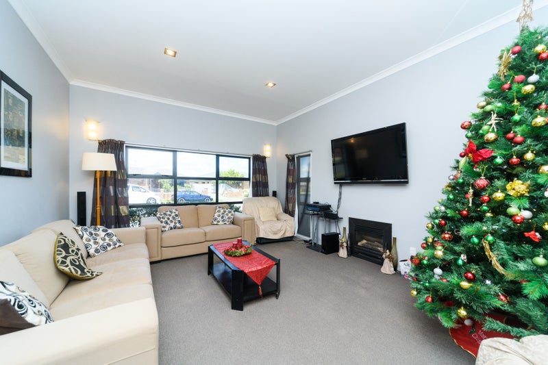 61 Peter Hall Drive, Kelvin Grove, Palmerston North - Carousel 2