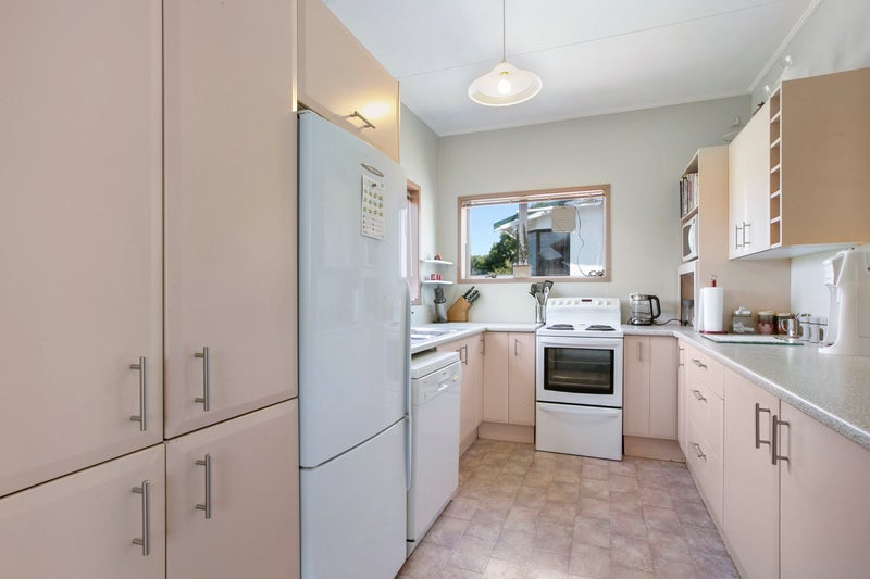 16 Rawhiti Street, Musselburgh, Dunedin - Carousel 2