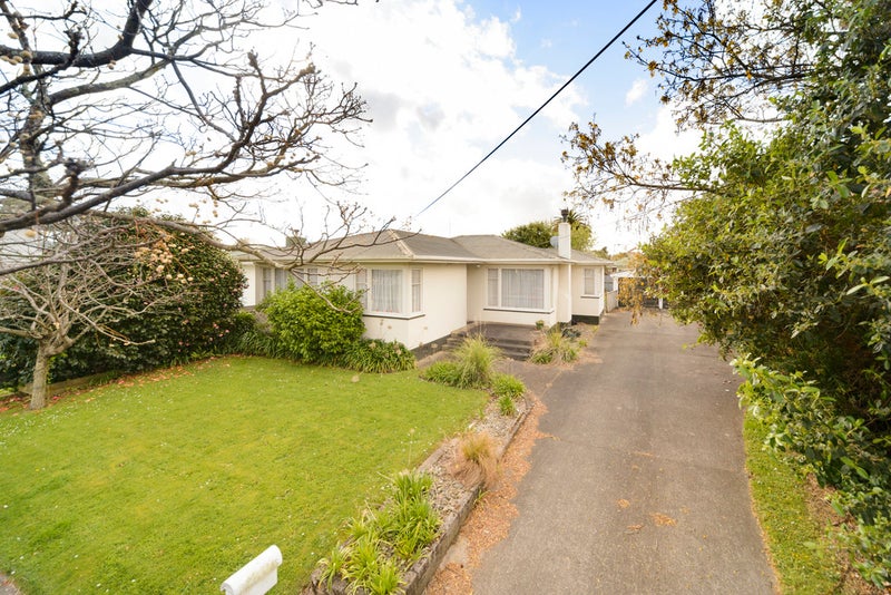 27 Slacks Road, Awapuni, Palmerston North - Carousel 15
