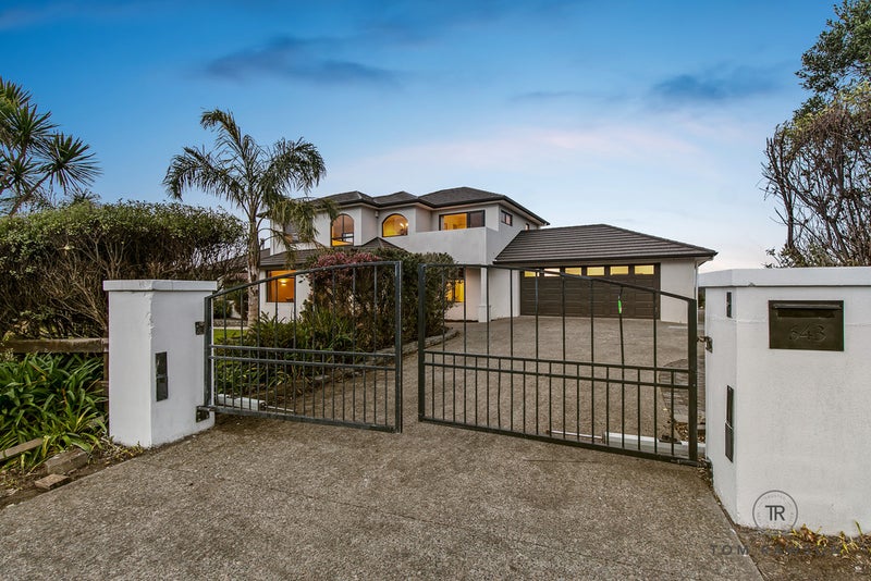 643 Redoubt Road, Flat Bush, Auckland - Carousel 1