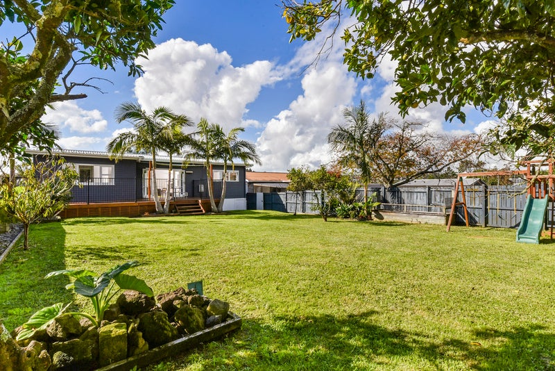 7 O'Donn Avenue, Beach Haven, Auckland - Carousel 2