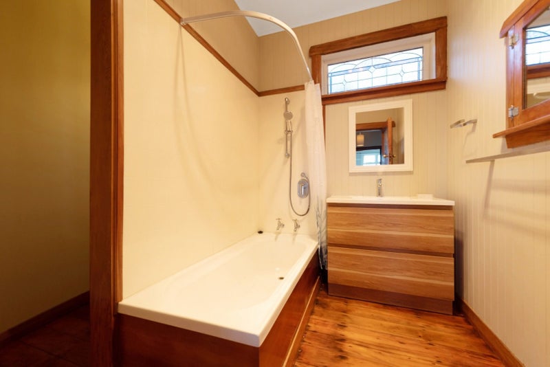 19 Oku Street, Island Bay, Wellington - Carousel 13