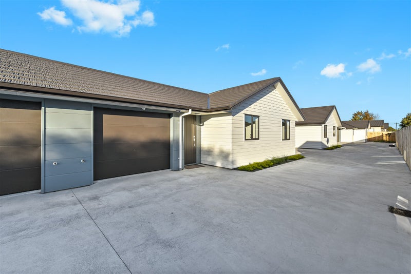 2/9 Sunnyside Road, Nawton, Hamilton - Carousel 1