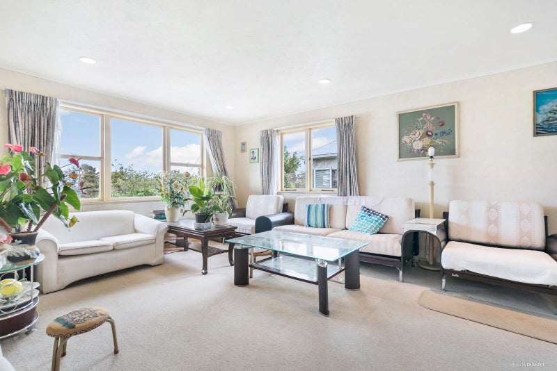 93 Methuen Road, New Windsor, Auckland - Carousel 2