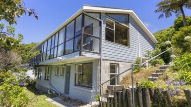 123 Awarua Street, Ngaio, Wellington - Carousel 1