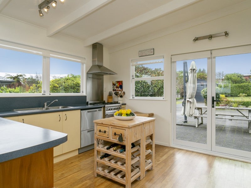 4 Puriri Street, Hilltop, Taupo - Carousel 2