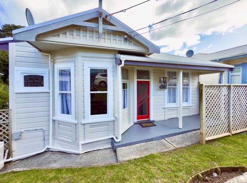 192 Hanson Street, Newtown, Wellington - Carousel 1