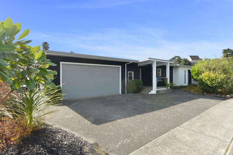 1/2 The Anchorage, Whangarei - Carousel 2