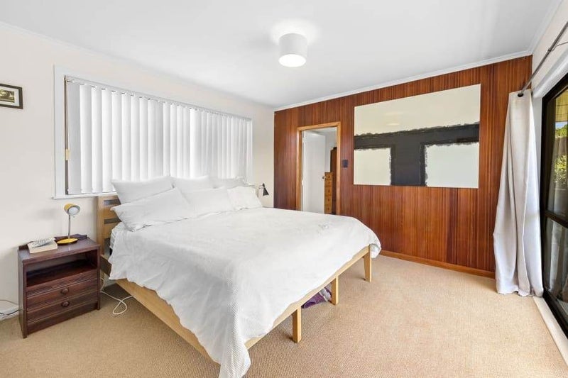 40 Alverston Street, Waterview, Auckland - Carousel 19