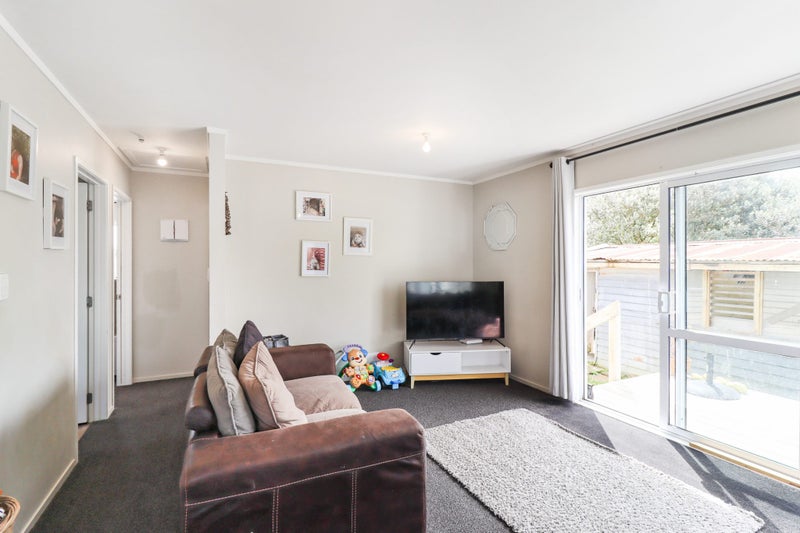 237 Preston Road, Otara, Auckland - Carousel 1