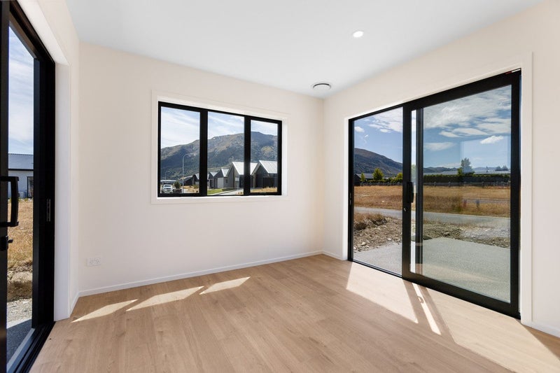 4 Pipson Way, LAKE HAWEA - Carousel 18