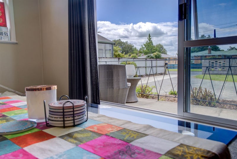 27 Bruce Avenue, Glenview, Hamilton - Carousel 1