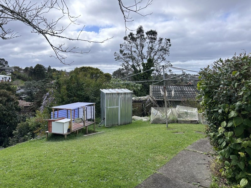 6 Cypress Place, Sunnynook, Auckland - Carousel 10