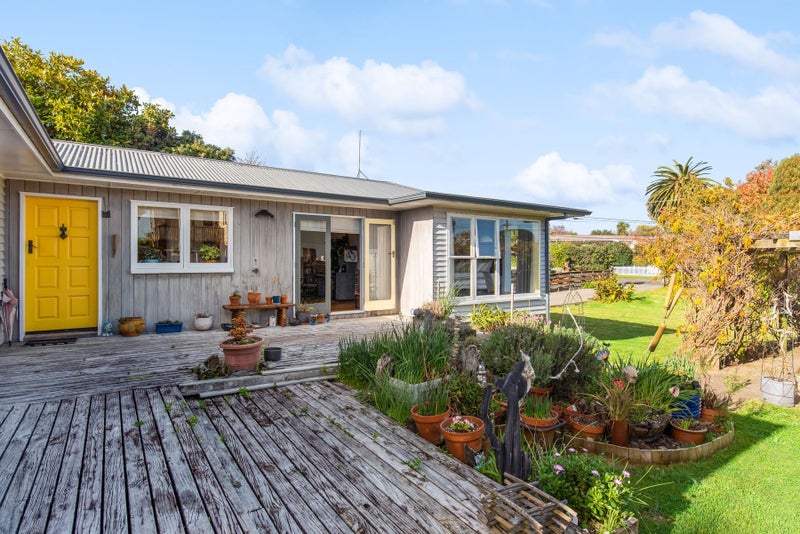 39 Eatwell Avenue, Paraparaumu Beach, Paraparaumu - Carousel 2