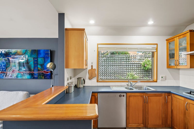 1 Elmwood Road, Strowan, Christchurch - Carousel 23