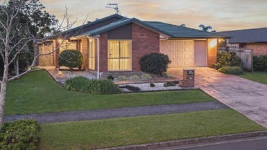 23 Millington Place, Huntington Park, Auckland - Carousel 1