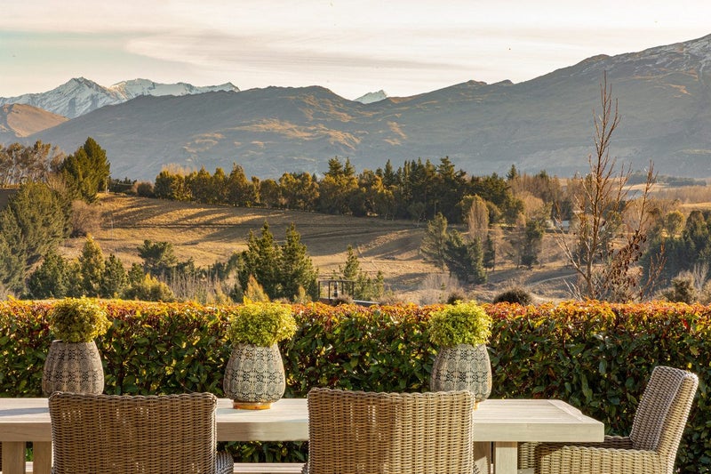 92 Threepwood Road, Lake Hayes, Queenstown - Carousel 2