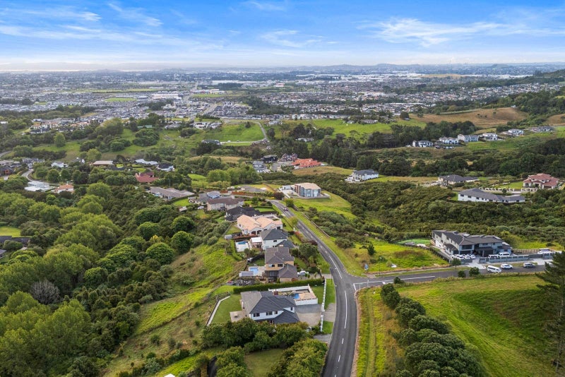 31 Regis Lane, Flat Bush, Auckland - Carousel 37