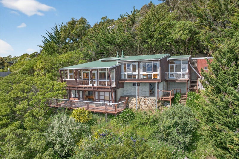 393 Marine Drive, Charteris Bay, Governors Bay - Carousel 1