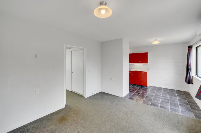 2/274 Mairehau Road, Burwood, Christchurch - Carousel 2