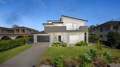 67 First View Avenue, Beachlands, Auckland - Carousel 1