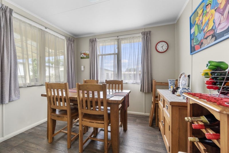 12 McIntosh Street, Chartwell, Hamilton - Carousel 2