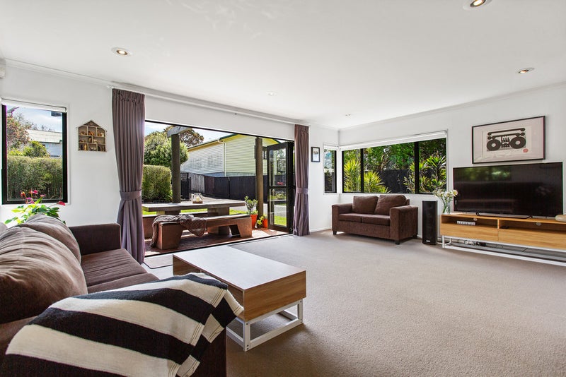 5A Grotto Street, Onehunga, Auckland - Carousel 2