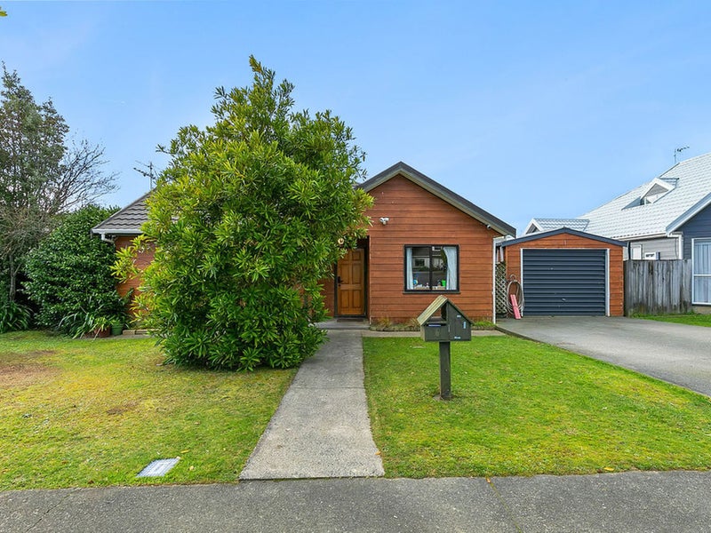 6 Westridge, Camborne, Porirua - Carousel 1