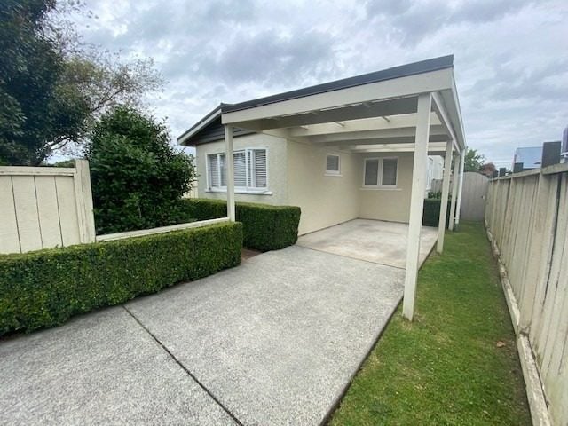 14 Brinkley Road, Otumoetai, Tauranga - Carousel 1