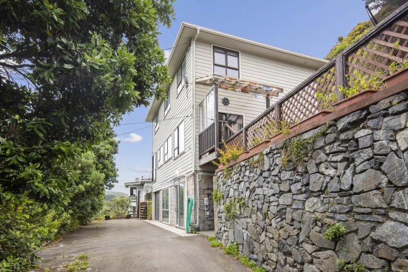 157 Happy Valley Road, Ōwhiro Bay, Wellington - Carousel 2