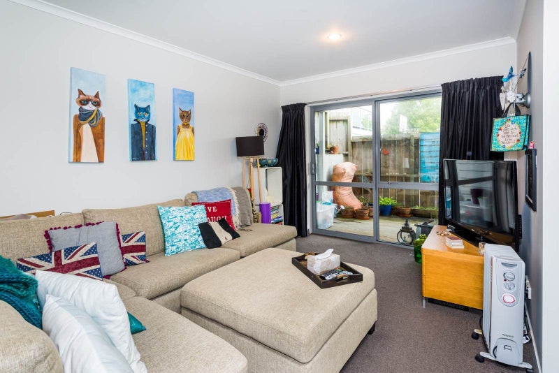32B Braemar Road, Castor Bay, Auckland - Carousel 7