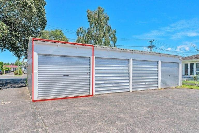 8/17 Coyle Street, Sandringham, Auckland - Carousel 11