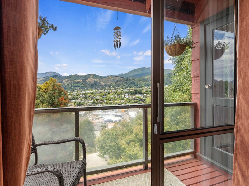 6 Jasper Way, Washington Valley, Nelson - Carousel 2