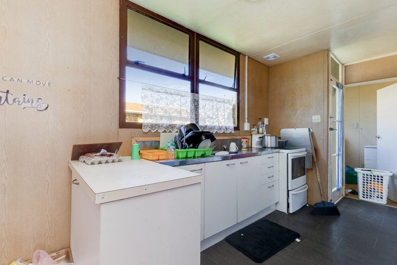 22 Kaitawa Street, Otara, Auckland - Carousel 2