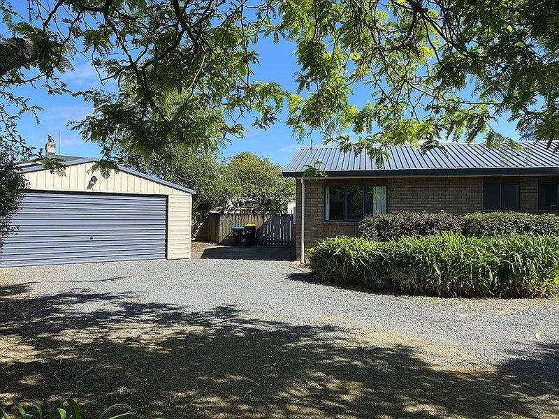 31 Moore Street, Leamington, Cambridge - Carousel 2