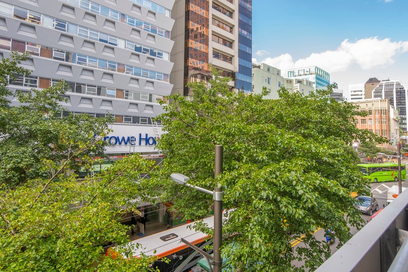 202/60 Willis Street, Wellington Central, Wellington - Carousel 1