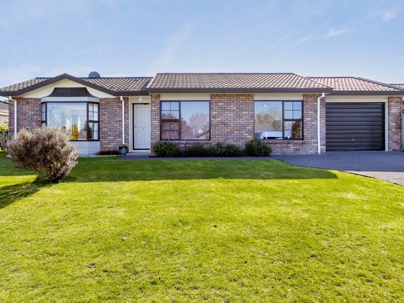 1/2 Sinton Row, Nukuhau, Taupo  - Carousel 1