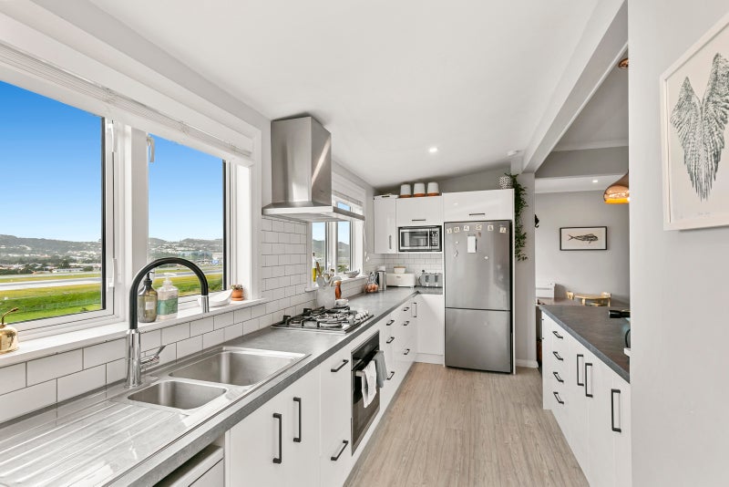 39 Tirangi Road, Rongotai, Wellington - Carousel 2