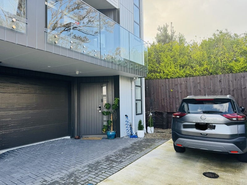 7/14 Eastview Road, Glen Innes, Auckland - Carousel 2