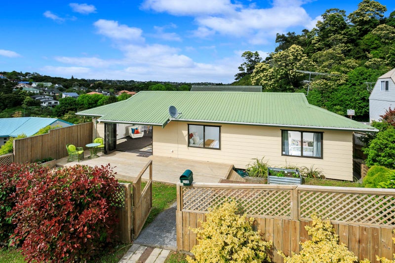 2/20 Fernlea Rise, Bayview, Auckland - Carousel 2