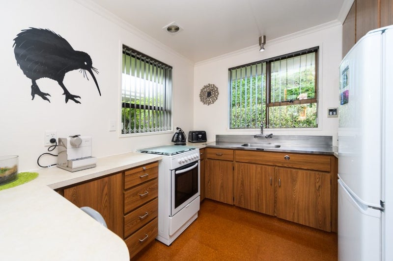 3/609 Church Street, Terrace End, Palmerston North - Carousel 2