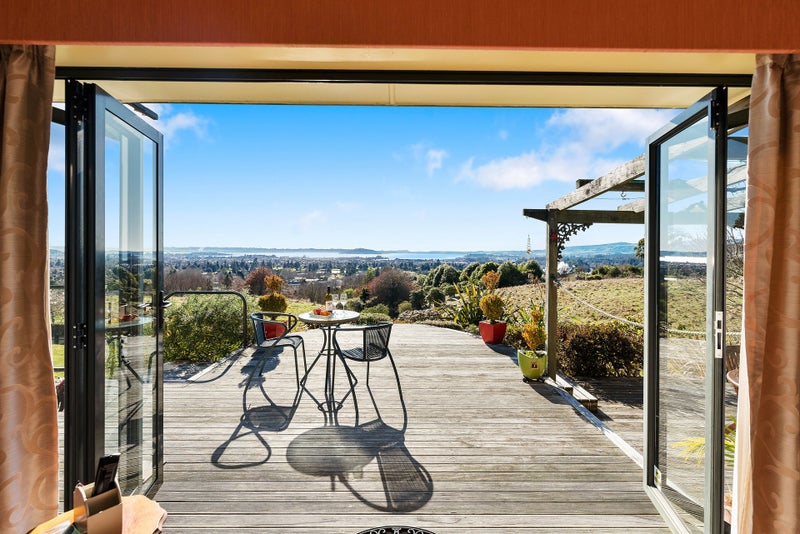 3 Kerswell Terrace, Tihiotonga, Rotorua - Carousel 1