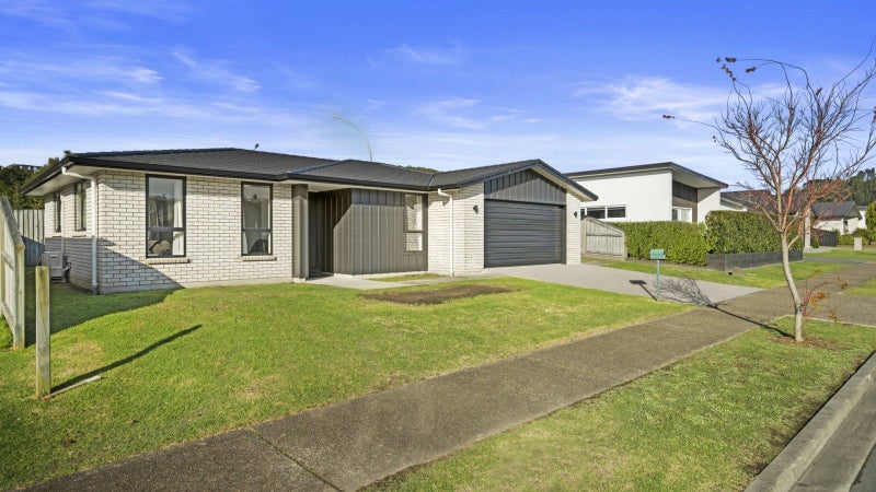 27 Awataha Crescent, Pyes Pa, Tauranga - Carousel 13