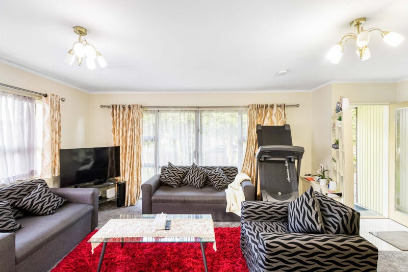 1/64 Birdwood Avenue, Papatoetoe, Auckland - Carousel 2