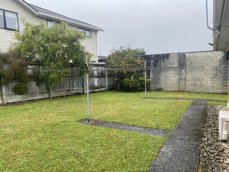 1/26 Tawa Street, Eastbourne, Lower Hutt - Carousel 8