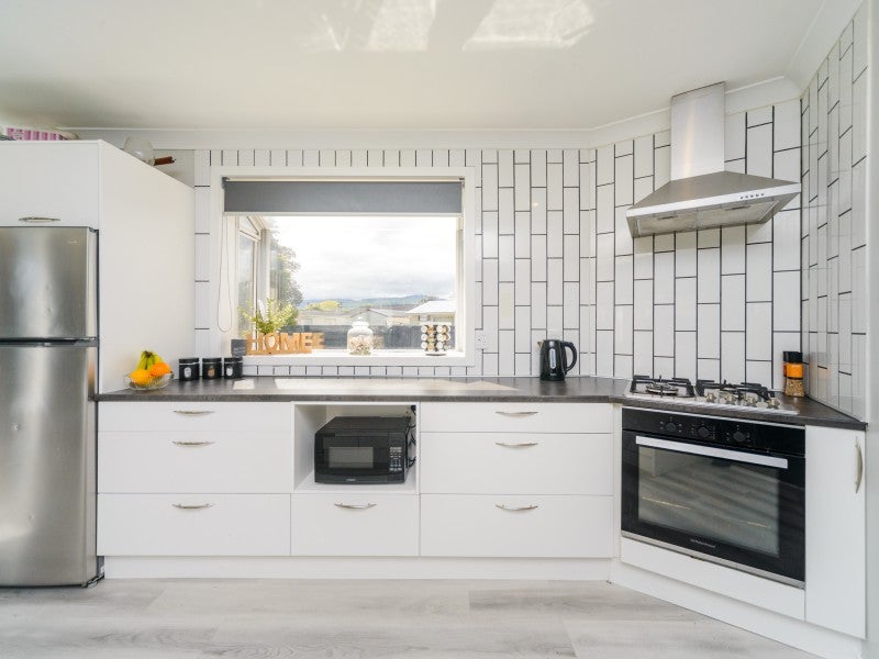 42 Lincoln Street, Ashhurst, Ashhurst - Carousel 2